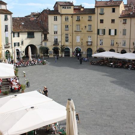 Micheli Suite Anfiteatro Square Lucca Esterno foto