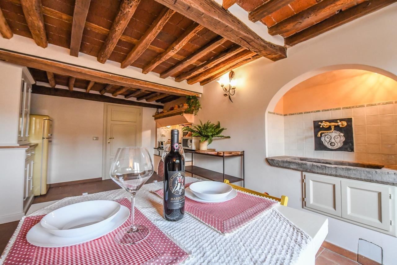 Micheli Suite Anfiteatro Square Lucca Esterno foto